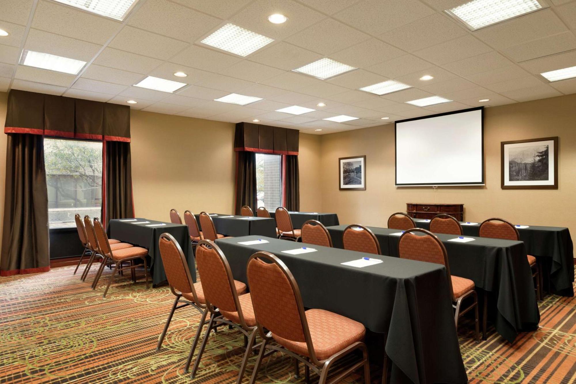 Hotel Hampton Wichita Falls-sikes Senter Mall Wichita Falls