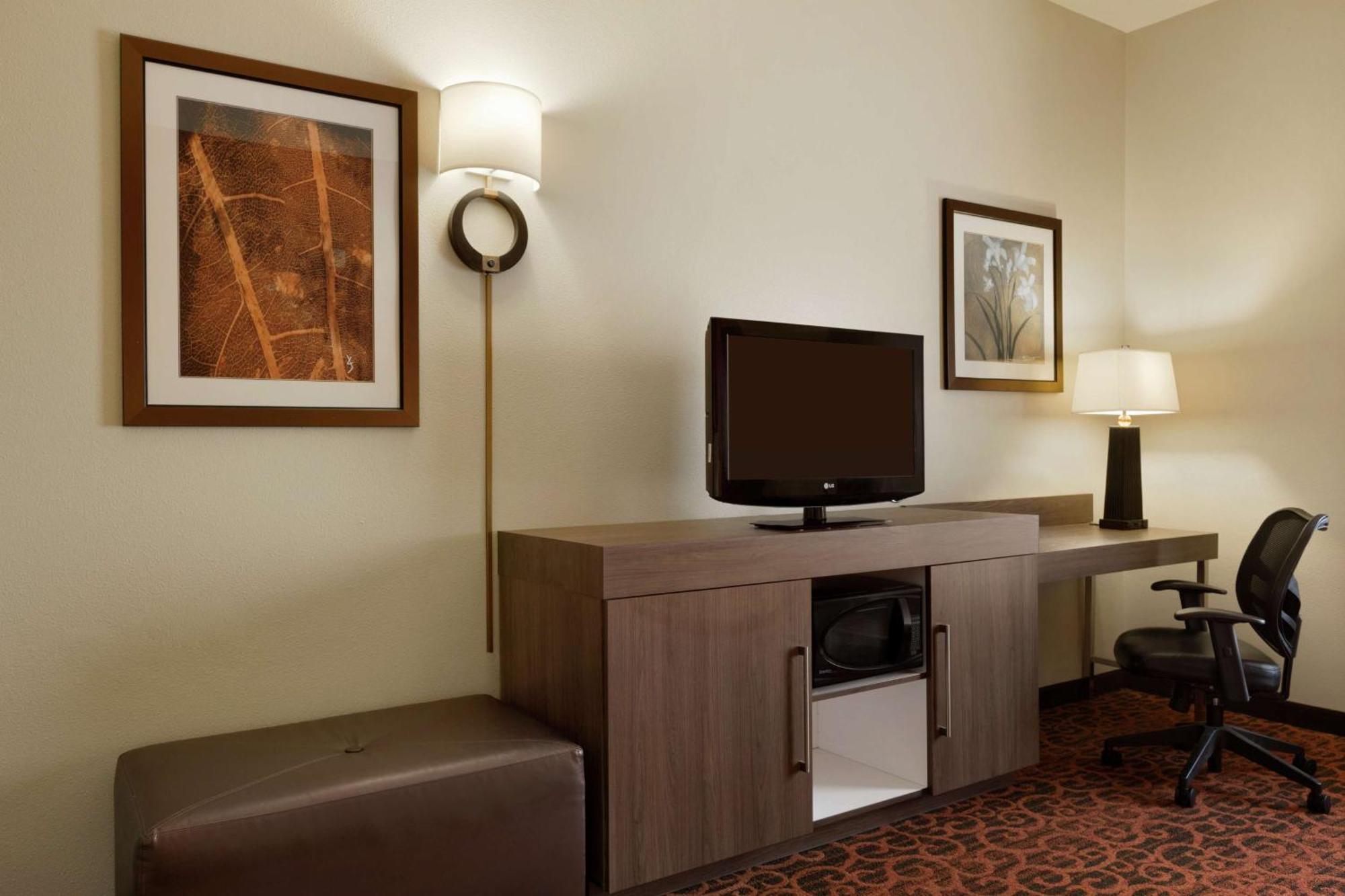 Hotel Hampton Wichita Falls-sikes Senter Mall