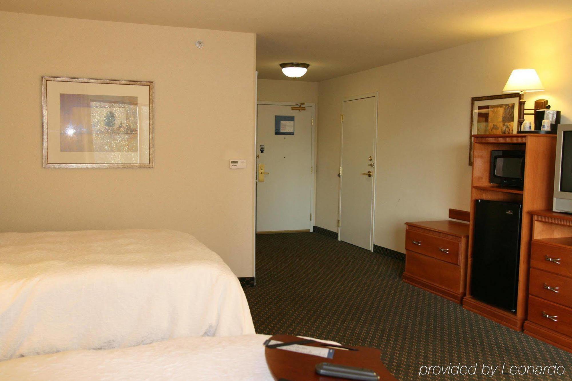 Hotel Hampton Wichita Falls-sikes Senter Mall 3*